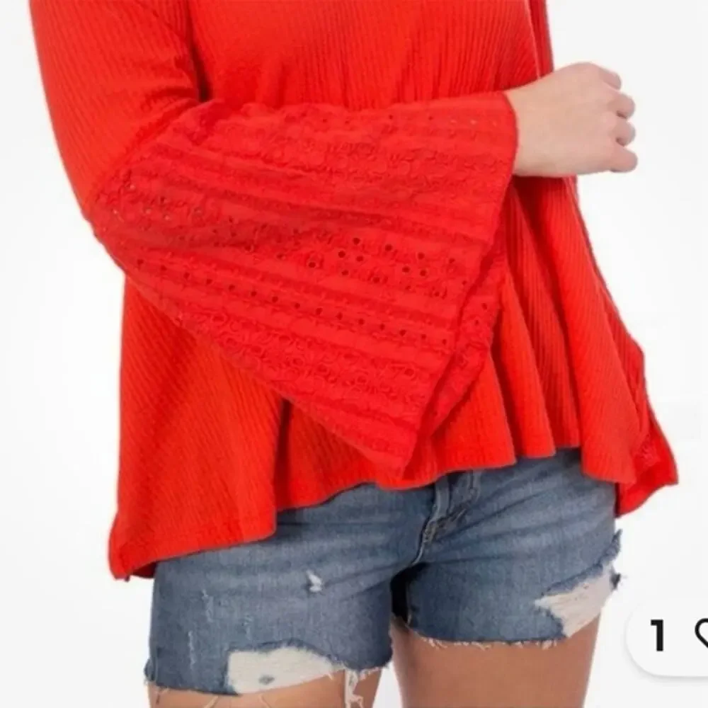 FREE PEOPLE BELL SLEVEE BLOUSE WOMENS SIZE M